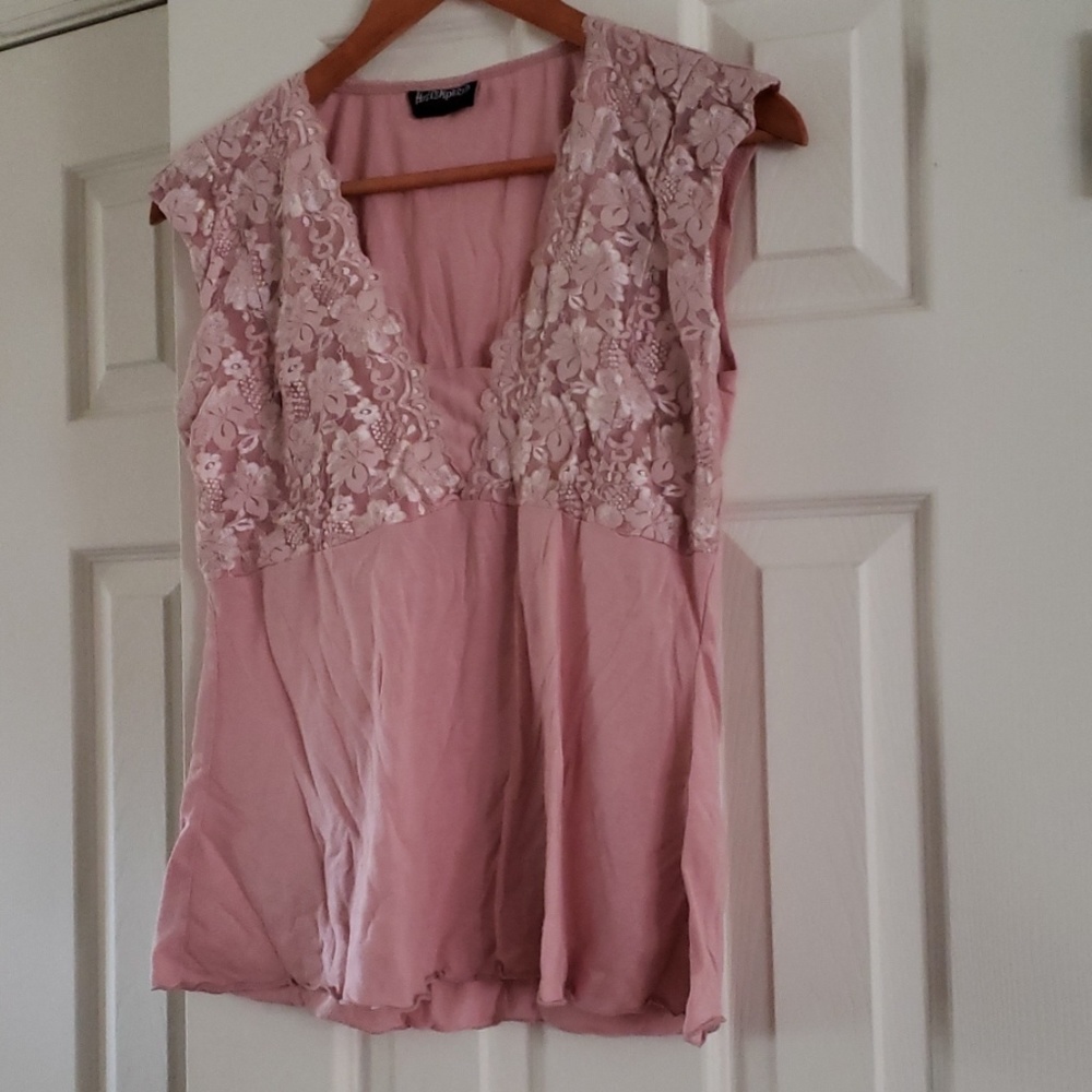 Mauve top